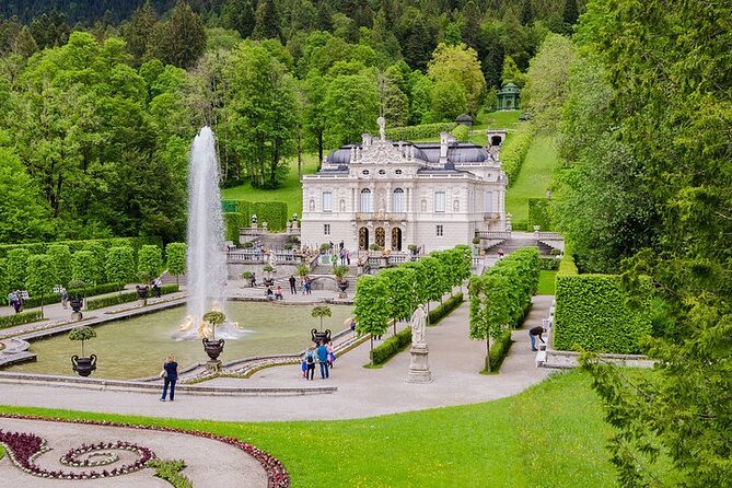 Private Linderhof Castle, Entry-Ticket - optional Toboggan Run - Private pickup and a comfortable ride to Linderhof