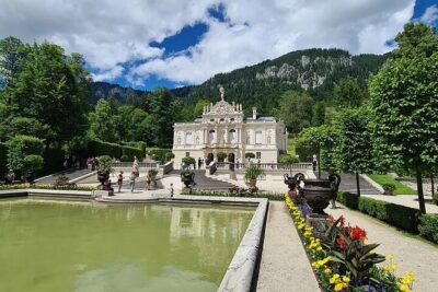 Private Linderhof Castle, Entry-Ticket - optional Toboggan Run - The guided interior: 30 minutes that keeps you oriented