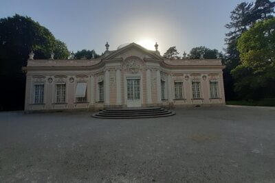 Private Tour of Nymphenburg Palace and Gardens - Meeting at Hauptbahnhof and getting to Nymphenburg without chaos