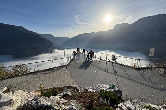 Private Tour to Hallstatt Salt Mine and Skywalk with Lunch - Hallstatt lunch and guided strolling: making the town click
