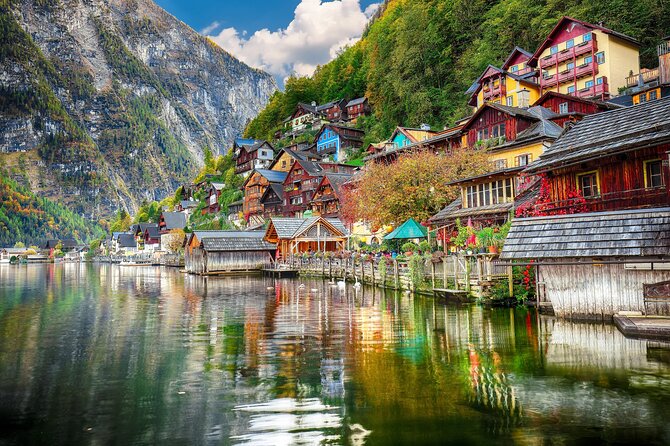 Private Tour to Hallstatt Salt Mine and Skywalk with Lunch - Welterbeblick Skywalk: gondola up, then big views over Hallstatt