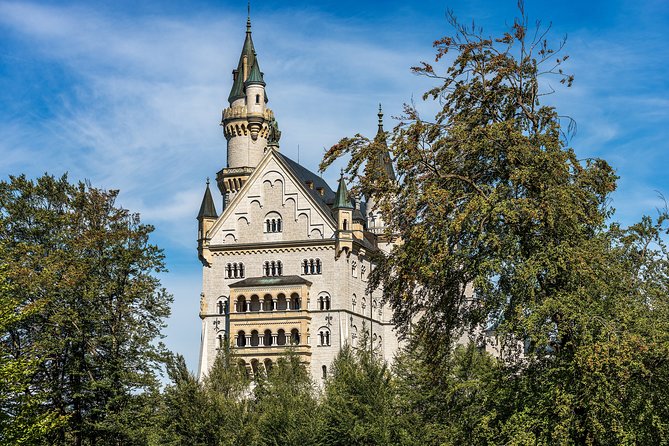 Private Tour to Neuschwanstein & Linderhof, Skip The Line & Lunch - Who This Private Tour Is Best For