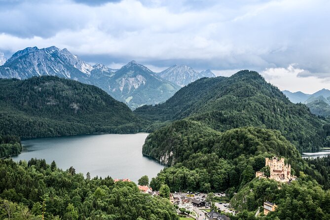 Private Tour to Royal Castle of Neuschwanstein and Hohenschwangau - A full day built around the right kind of Bavaria