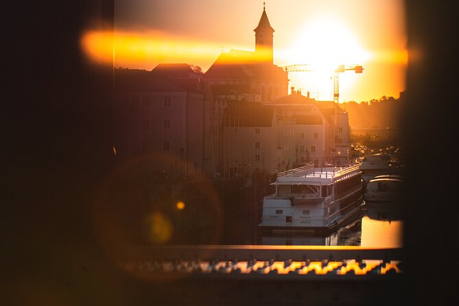 Private Transfer from Munich to Passau with 2 hours for sightseeing - Your driver: helpful English-speaking guidance, not a formal guide