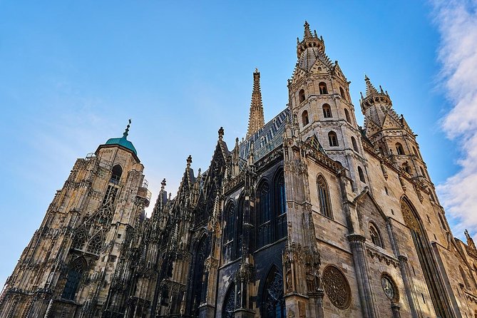 Private Transfer from Munich to Vienna with 2 hours for sightseeing - Pickup to arrival: what the service actually does for you