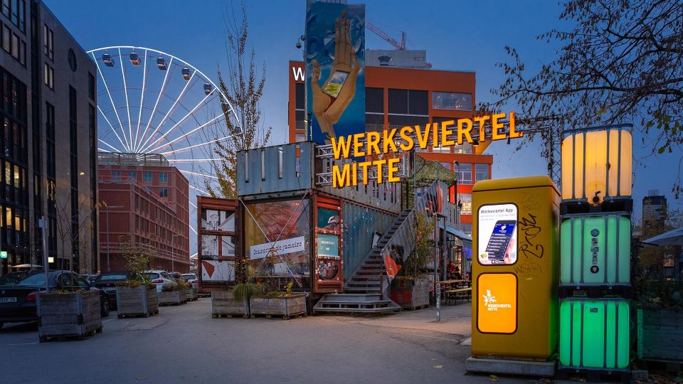 Quatsch Comedy Club München: Die Live Show - How long it lasts, and how to plan your evening around it