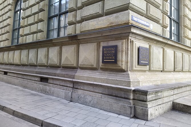 Residence Munich Private Tour including entrance ticket - Who should book this private Residence tour?