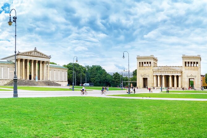Segway Tour Munich Old Town 3 hours - Odeonsplatz: The Classic Munich Square Moment