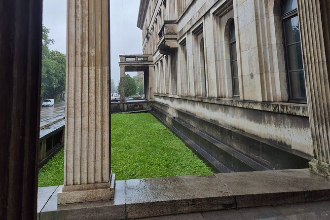 Third Reich Tour Munich - Isartor Gate: the first five minutes that set the tone